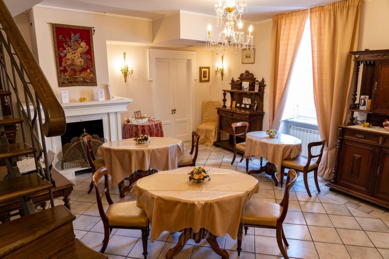 Real Borbone Bed & Breakfast Caserta Dış mekan fotoğraf